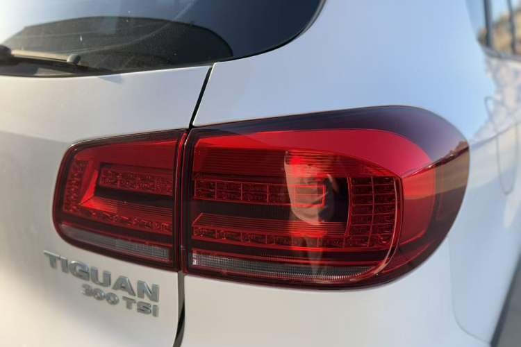 Used Volkswagen Tiguan L 2016 300TSI Automatic Two-Wheel Drive Trend Edition