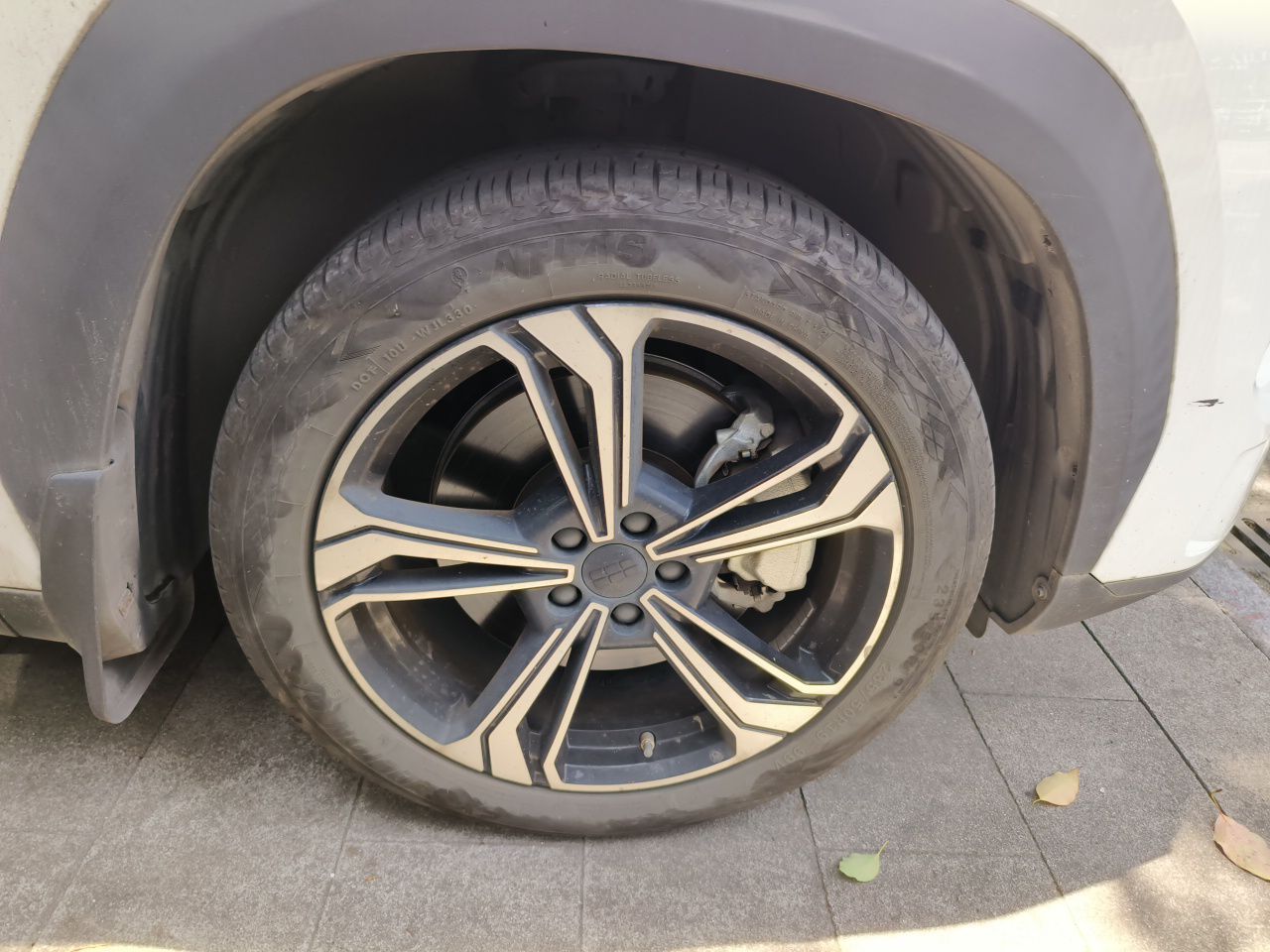 Geely Galaxy L7 2023 1.5T 115 km Starship — снимка 8