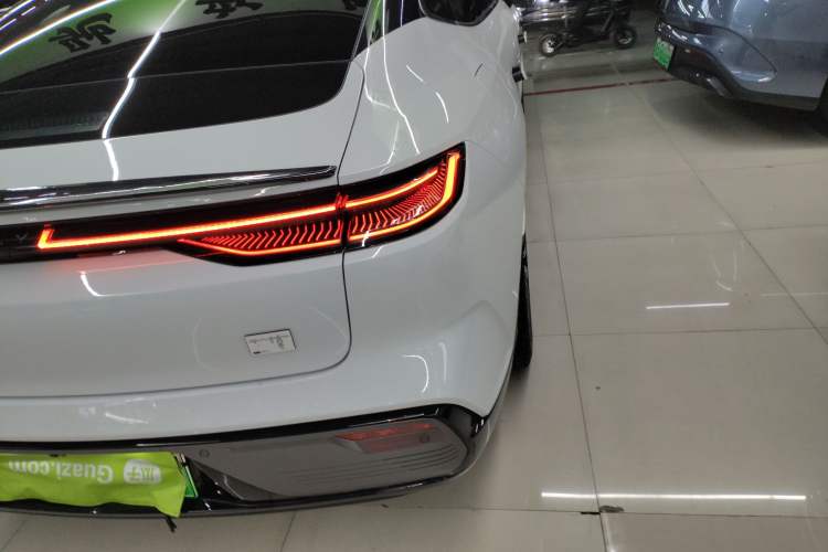 Used Geely Galaxy Galaxy 8 2025 130km EM-P Starship Edition