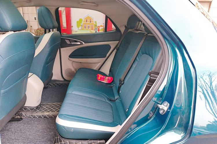 Used ORA Good Cat 2023 401 km Standard Range Premium Version Lithium Iron Phosphate
