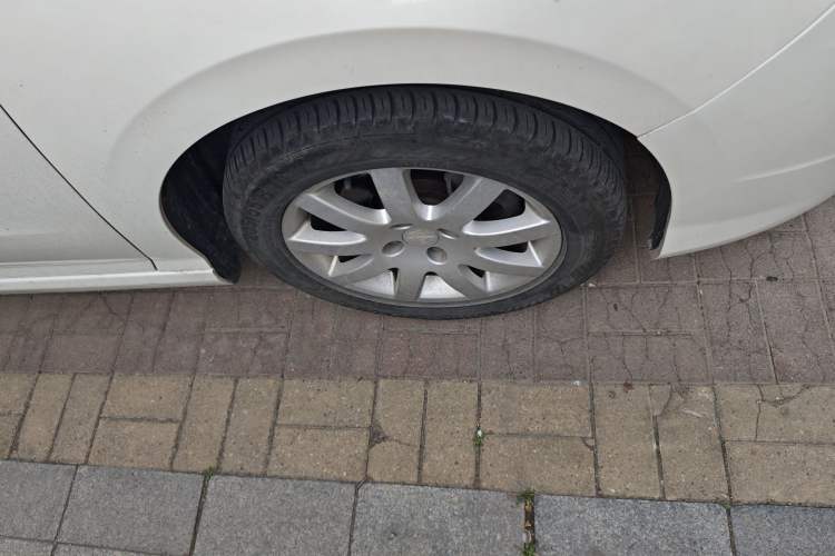 Used Peugeot 308 2014 Enjoy Edition Classic 1.6L Manual YouShang Model Right Front Wheel Hub