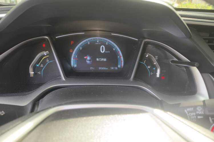 Used Honda Civic 2016 220TURBO CVT Luxury Edition
