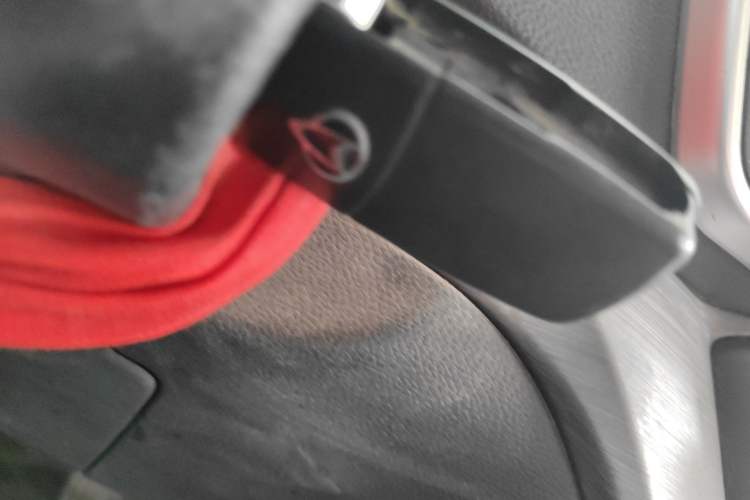 Used CHANGAN KAICHENG Ruixing M60 2023 1.6L CNG Comfort-Grade 6-Seater Passenger Vehicle Vehicle Key