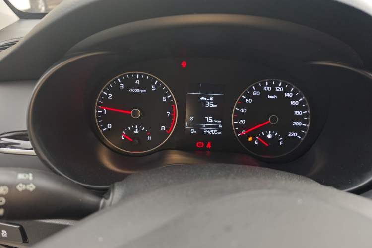 Used Kia K2 2017 Sedan 1.4L Manual Transmission 15th Anniversary Special Edition GLS