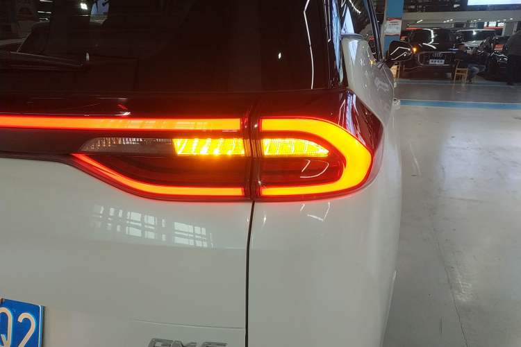 Used GAC Trumpchi M6 2019 270T Automatic Prestige Edition (6-seater) - China V Standard
