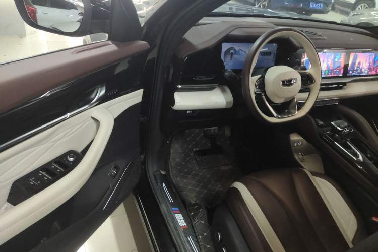 Used Geely Auto Monjaro L 2021 2.0TD DCT EVO Two-Wheel Drive Prestige Version
