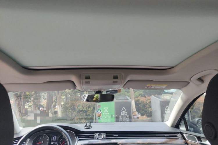 Used Volkswagen Magotan 2019 330TSI DSG Luxury Model China V Standard Headliner