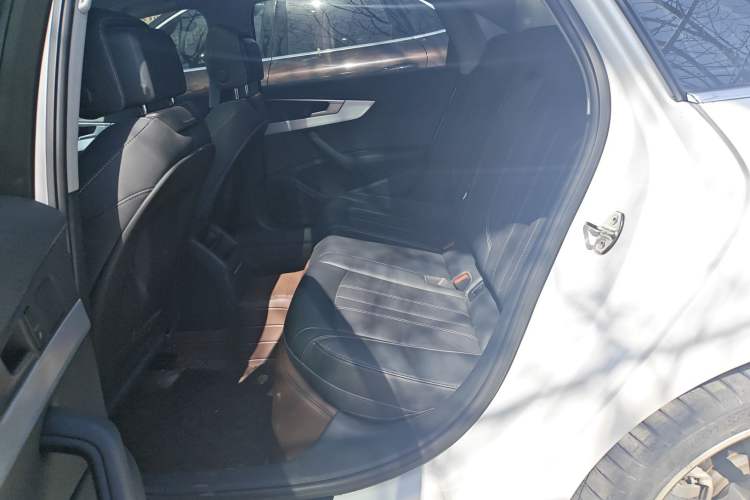 Used Audi A4L 2023 40 TFSI Fashion Dynamic Model