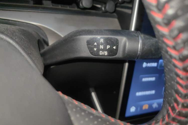 Used NETA V 2021 Long-Range Entertainment Edition Upgrade Model