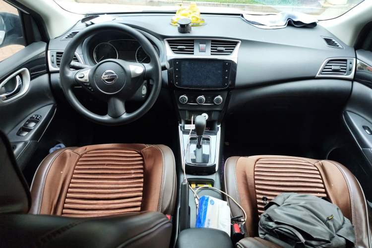 Used Nissan Sylphy 2021 Classic 1.6XL CVT Luxury Edition Center Console