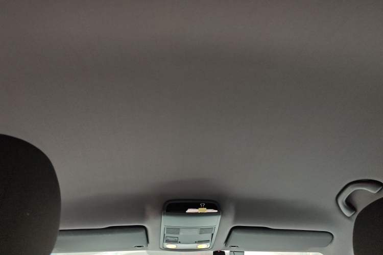 Used Volkswagen Beetle 2013 1.2TSI Fashion Edition Headliner