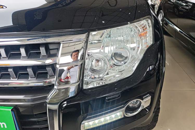 Used Mitsubishi Pajero (Parallel Import) 2019 V97 3.8L 5-Door GLS Middle East Edition