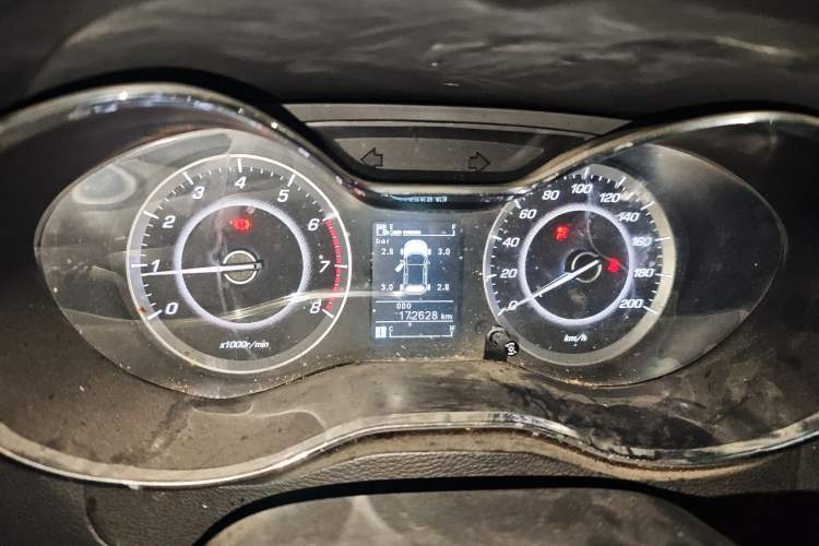 Used Baojun 560 2015 1.8L manual luxury version