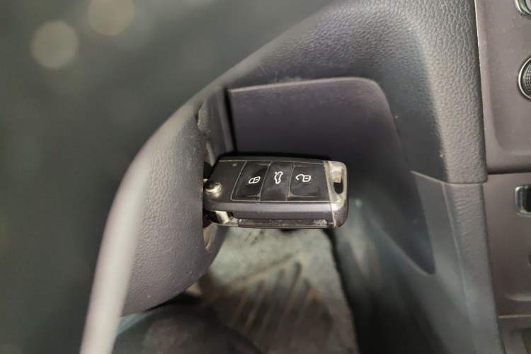 Used Volkswagen Golf 2015 1.6L Manual Fashion Edition