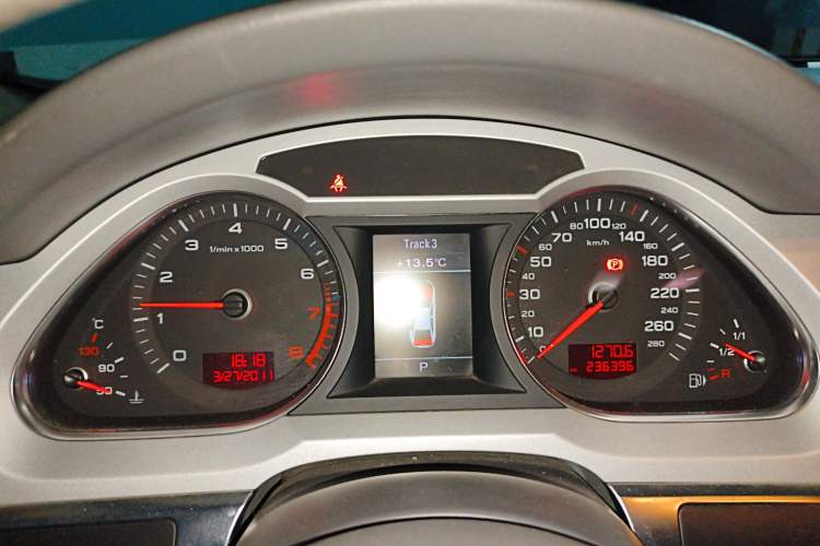 Used Audi A6L 2011 2.0 TFSI Automatic Standard Edition Instrument Cluster
