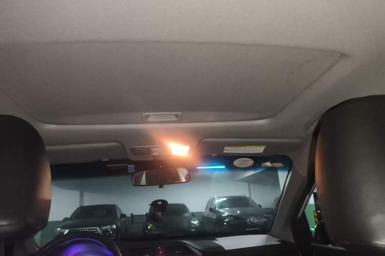 Used Honda Crider 2013 1.8L automatic luxury edition