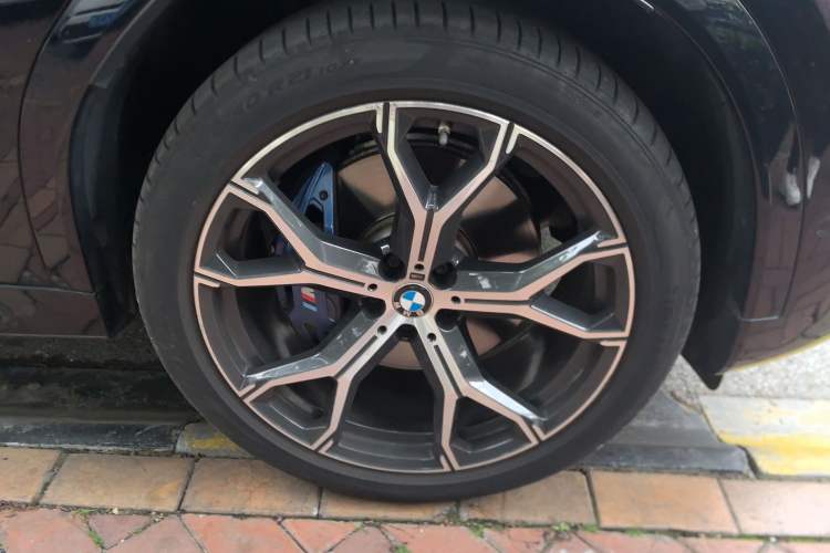 Used BMW X6 2022 xDrive40i Luxury Edition M Sport Package
