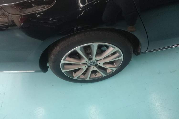 Used Mercedes-Benz E-Class 2019 Restyled E 300 L Luxury Edition
