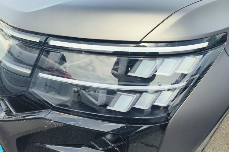 Used Volkswagen Teramont 2025 Tiguan Pro 450TSI Four-Wheel Drive Summit Edition