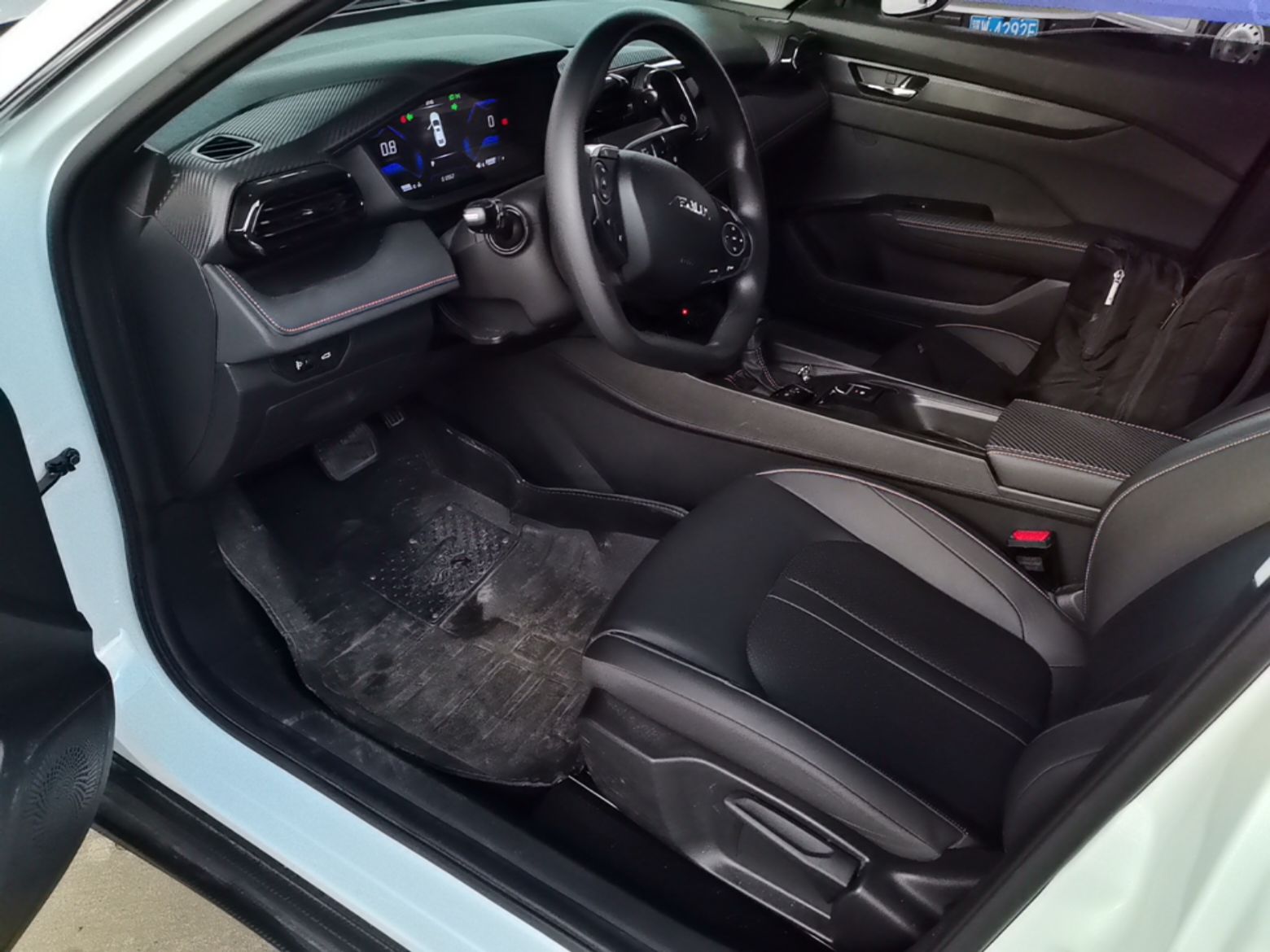 Dongfeng Aeolus Yixuan 2025 1.5L Automatic Luxury Version - Luxury — снимка 17