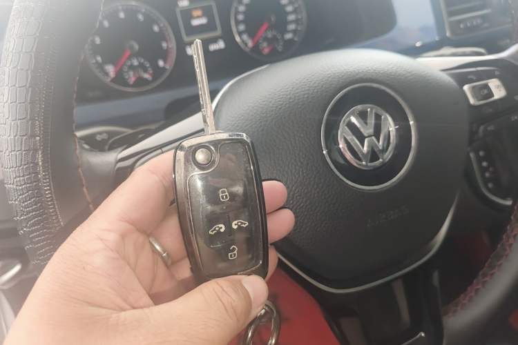 Used Volkswagen Multivan 2018 2.0 TSI Four-Wheel Drive Comfort Edition 7-Seater