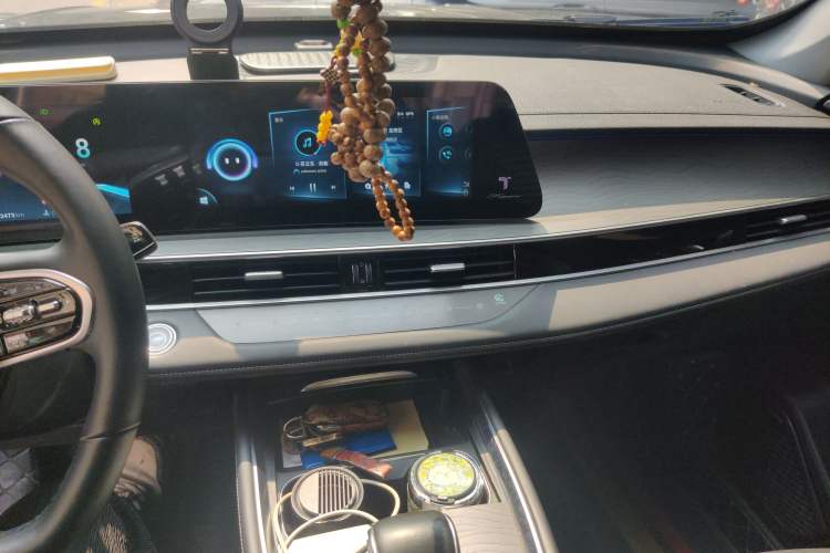 Used Chery Tiggo 8 PRO 2022 290T Two-Wheel Drive Sky Dome Edition 5 Seats Audio And AC Panel