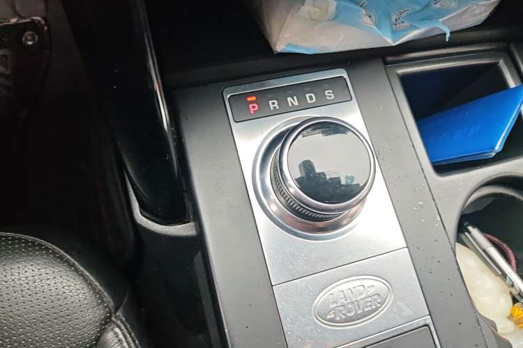 Used Land Rover Discovery 2017 3.0 SC V6 SE