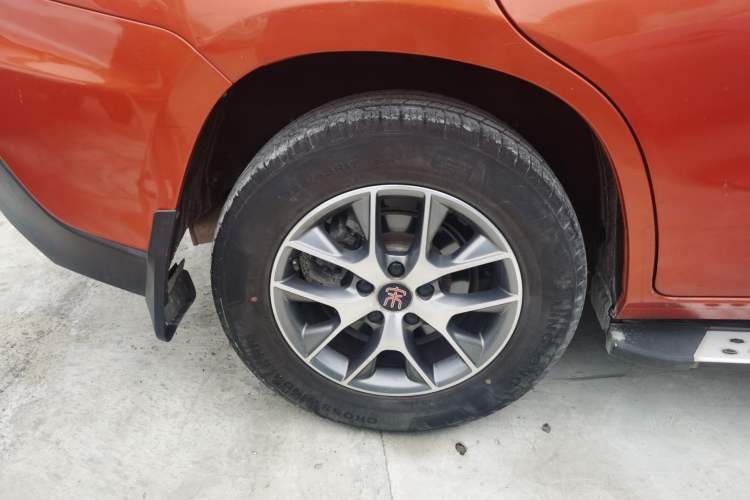 Used BYD Song 2017 Gaishi Upgrade Edition 1.5TI Manual Elite Model
