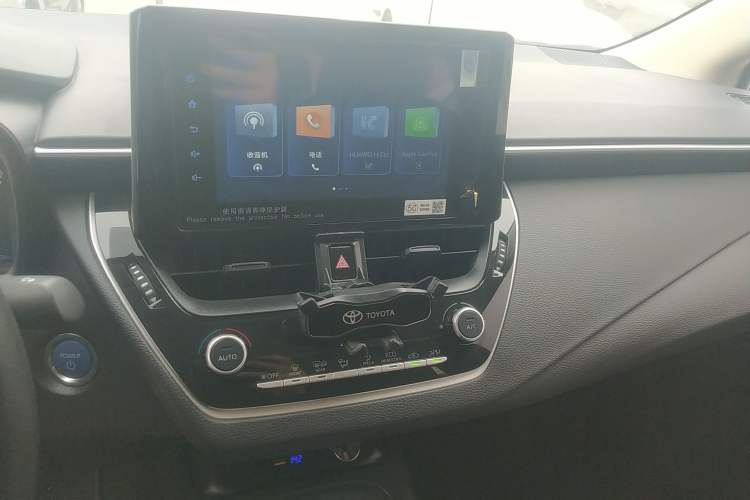 Used Toyota Corolla 2022 Dual-Motor 1.8L E-CVT Pioneer Edition Audio And AC Panel