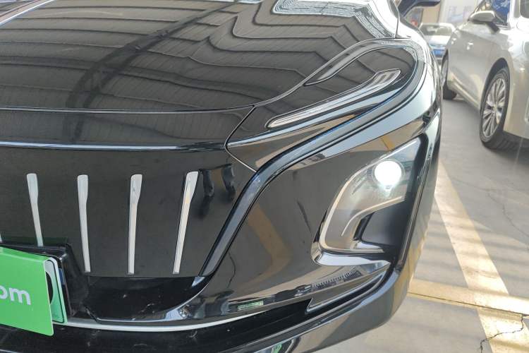 Used Hongqi E-QM5 2022 431 km Charge & Enjoy Edition Left Front Headlight
