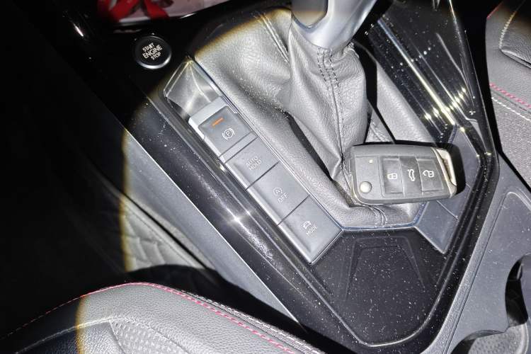 Used Volkswagen Tayron 2019 330TSI Two-Wheel Drive Luxury Model China VI Standard