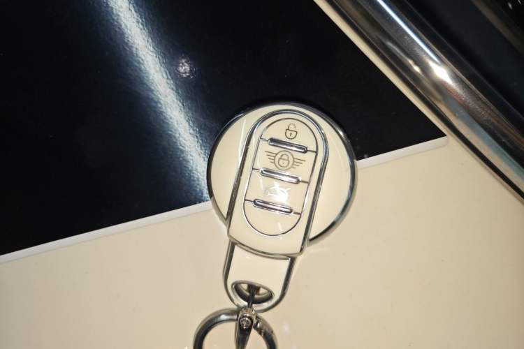 Used MINI MINI 2019 1.5T COOPER Classic Edition Five-Door Version