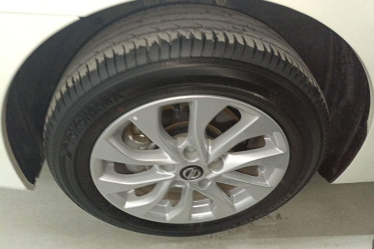 Used Nissan Sylphy 2022 Classic 1.6XE CVT Comfort Edition Left Front Wheel Hub