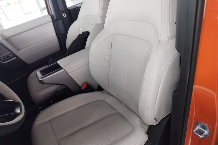 Used iCAR V23 2025 501 Four-Wheel Drive Intelligent Driving Version Left Front Seat