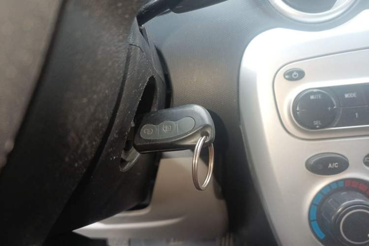 Used Changan Benni mini 2012 1.0L Manual Fashion Edition China V Standard