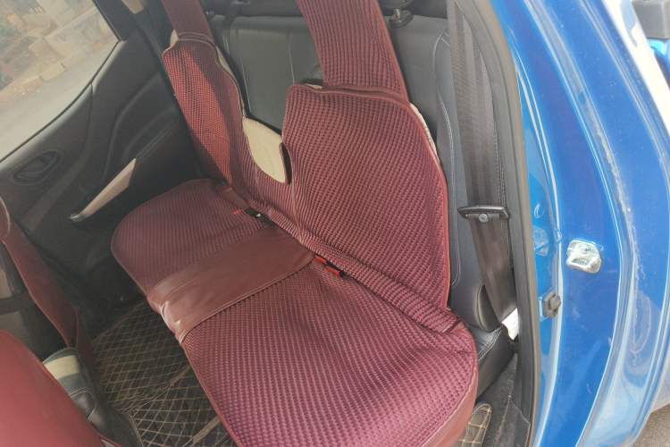 Used Dongfeng Ruichi 6 2019 2.4L Manual Two-Wheel Drive Gasoline Standard Version 2TZD Left Rear Seat