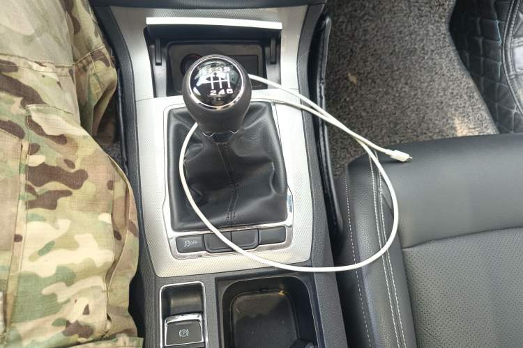 Used Roewe RX5 2016 20T Two-Wheel Drive Manual Flagship Edition