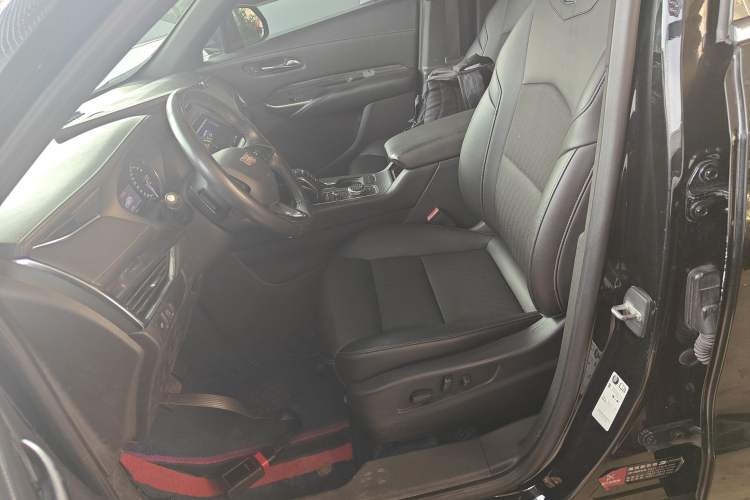 Used Cadillac XT4 2018 28T Two-Wheel Drive Tech Version