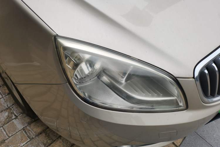 Used Buick GT 2013 GT 1.8L Automatic Fashion Edition Right Front Headlight