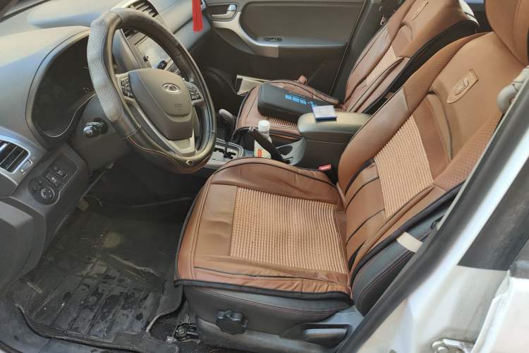 Used Chery Tiggo 3 2015 1.6L CVT ZhiShang Commemorative Edition