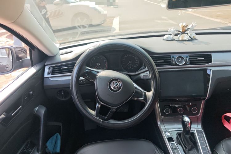 Used Volkswagen Passat 2015 1.8TSI Automatic Prestige Edition