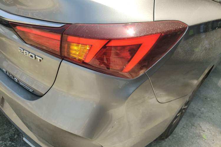 Used CHANGAN Eado 2020 PLUS Blue Whale NE 1.4T GDI DCT Prestige Model Right Rear Taillight