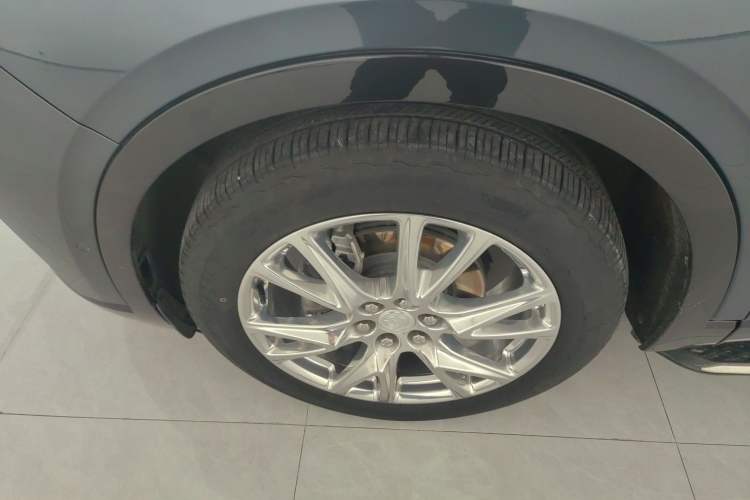 Used Buick Enclave 2020 28T Four-Wheel Drive Luxury Flagship Edition Left Front Wheel Hub