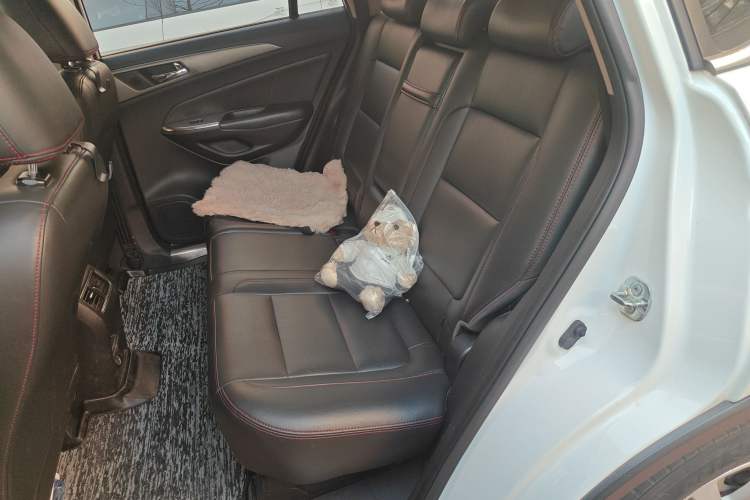 Used Changan CS75 2014 1.8T Automatic Elite Version China V Standard
