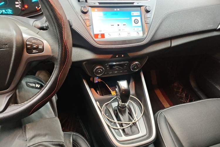 Used Ford Escort 2017 Happiness Edition 1.5L Automatic Fashion Version
