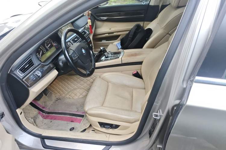 Used BMW 7 Series 2009 730Li Luxury Model
