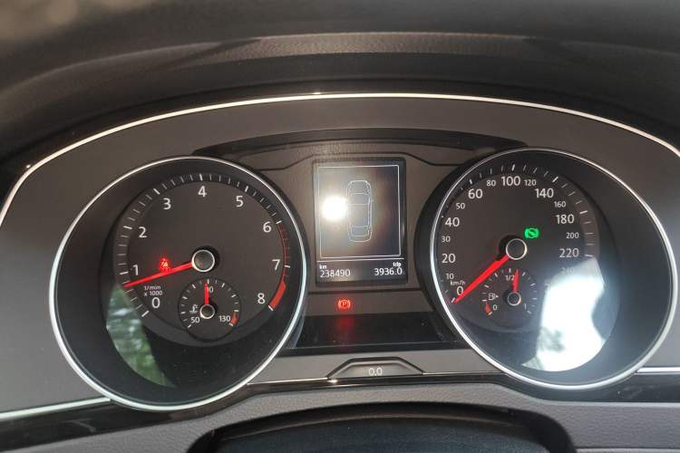 Used Volkswagen Magotan 2018 330TSI DSG Advanced Model Instrument Cluster