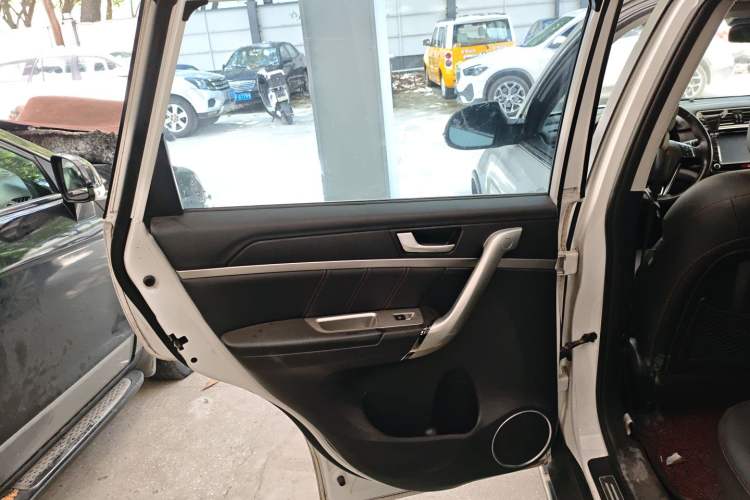 Used Haval H6 2015 Sport Edition 1.5T Automatic Two-Wheel Drive Luxury Model