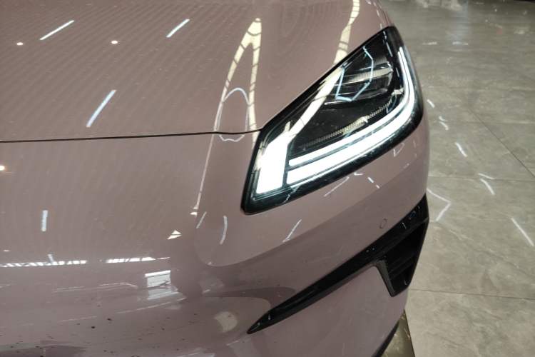 Used AION RT 2025 650 LiDAR Edition Left Front Headlight