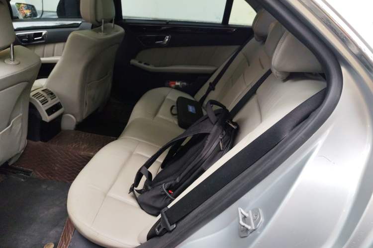 Used Mercedes-Benz E-Class 2011 E 260 L CGI Fashion Model
